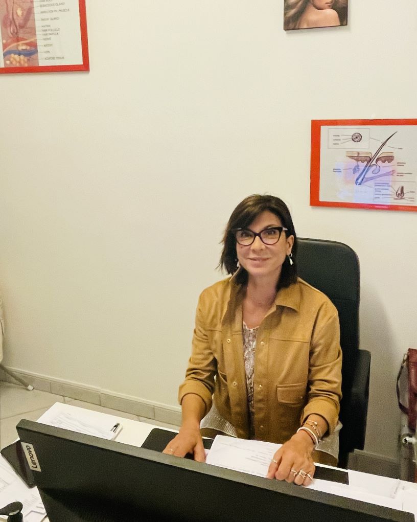 Vendita arredamento attrezzature e strumenti per parrucchiere a Giarre 